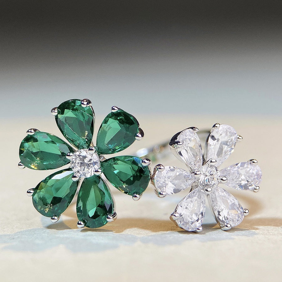 emerald green ring with adjustable and floral