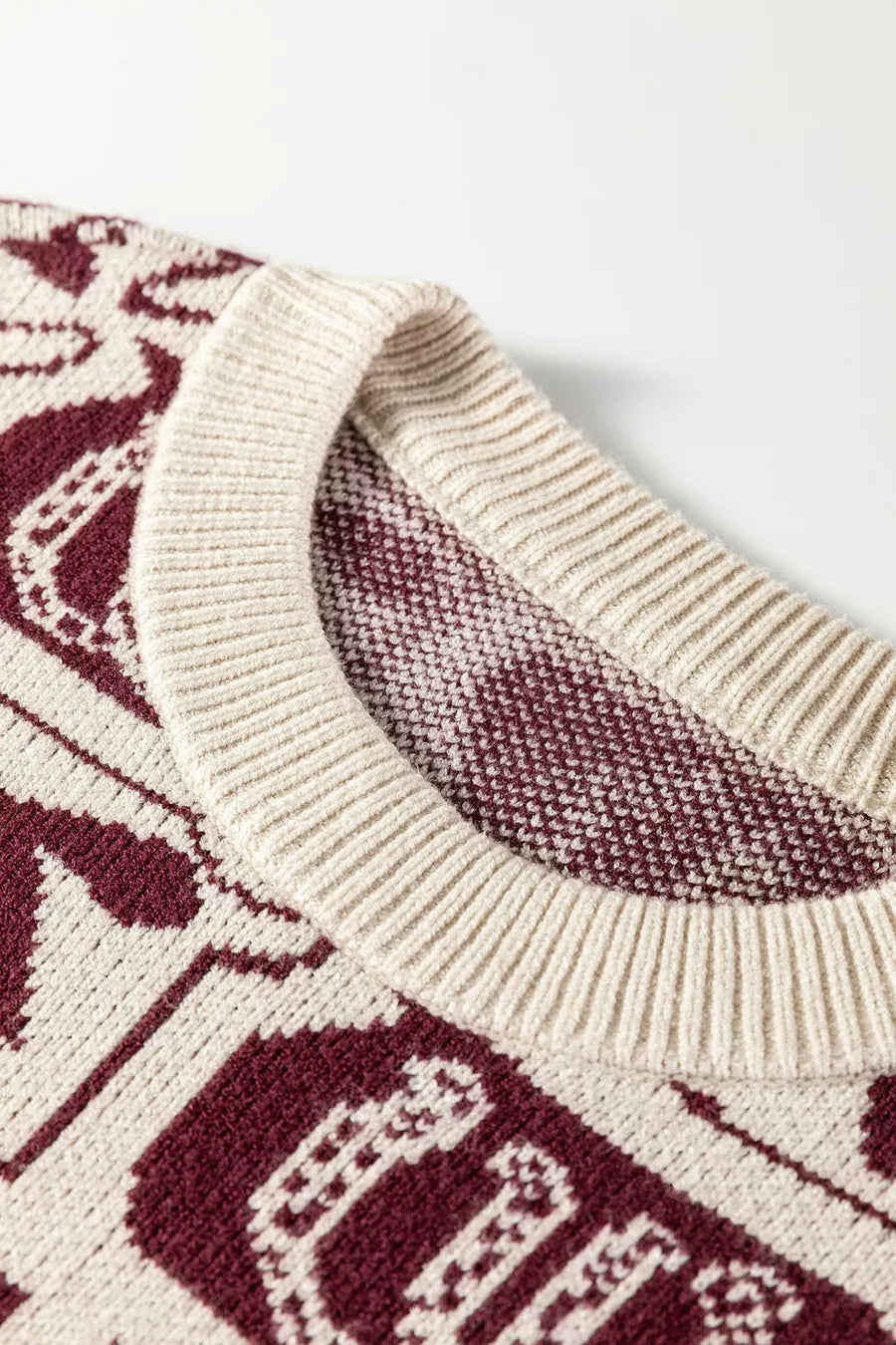 western pullover sweater in Burgundy with crew neck