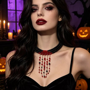 necklace in Black with multi-layered and choker-length