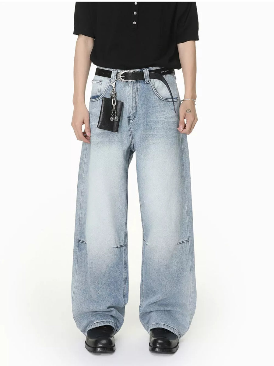 78 wide-leg jeans in light blue with wide-leg silhouette