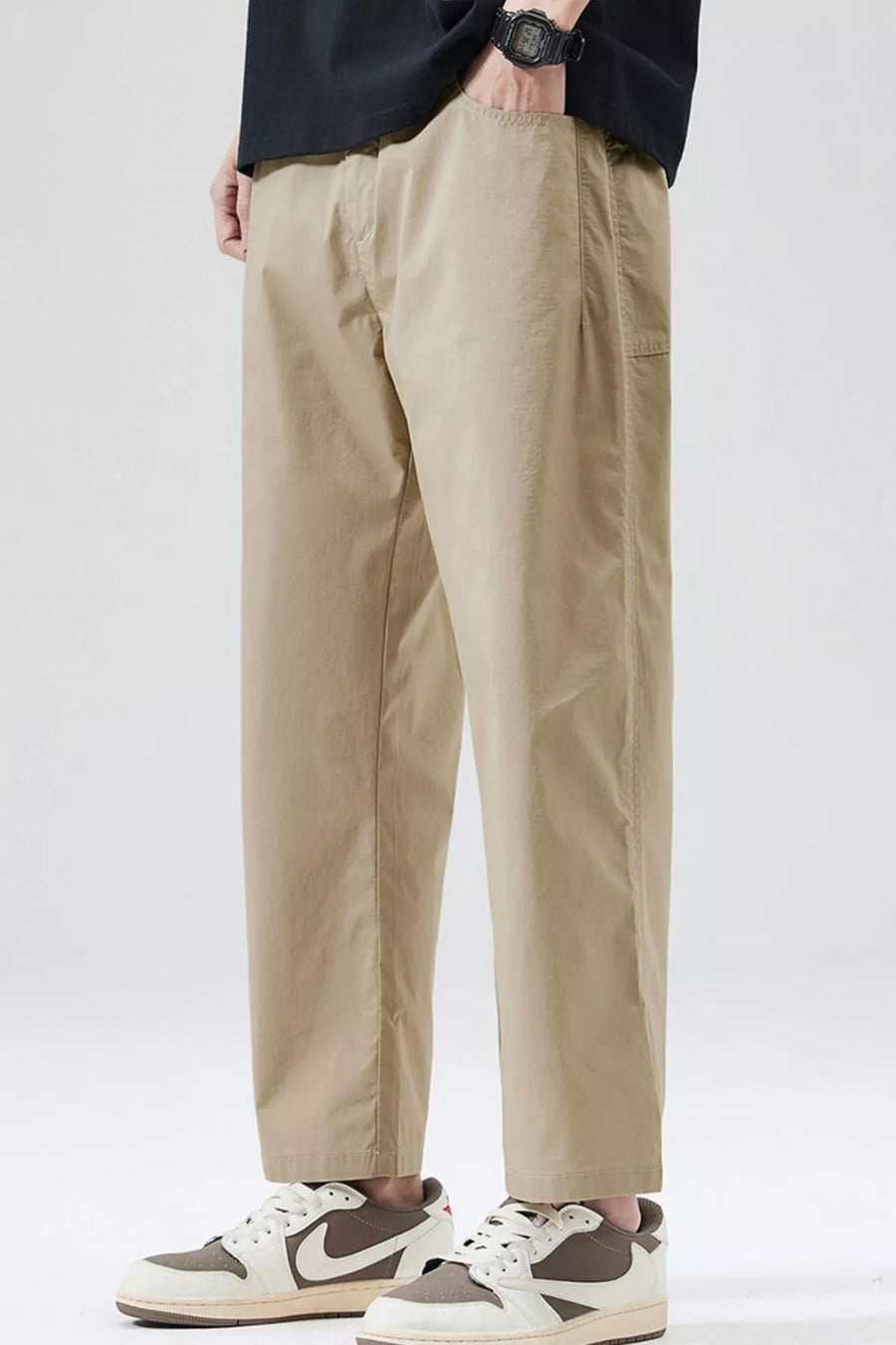 Khaki casual loose fit cropped pants with a comfortable fit.