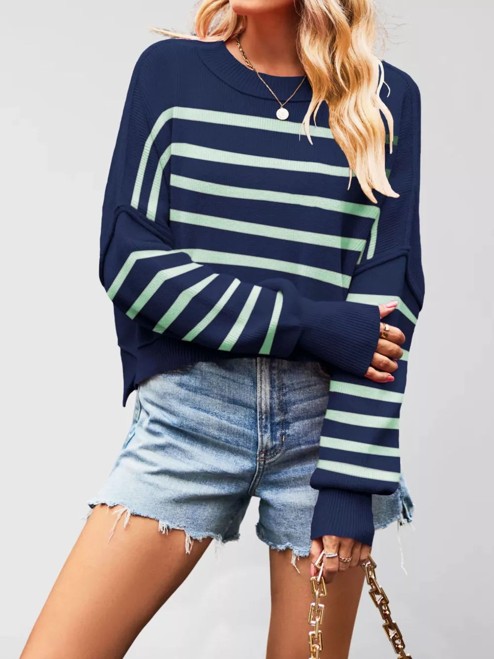 modern crewneck sweater in Blue Card Color Matching with crew neck