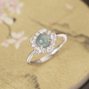 925 sterling silver,Zircon,Jadeite Care instructions: Avoid wearing during exerc ring in clear with fitted silhouette