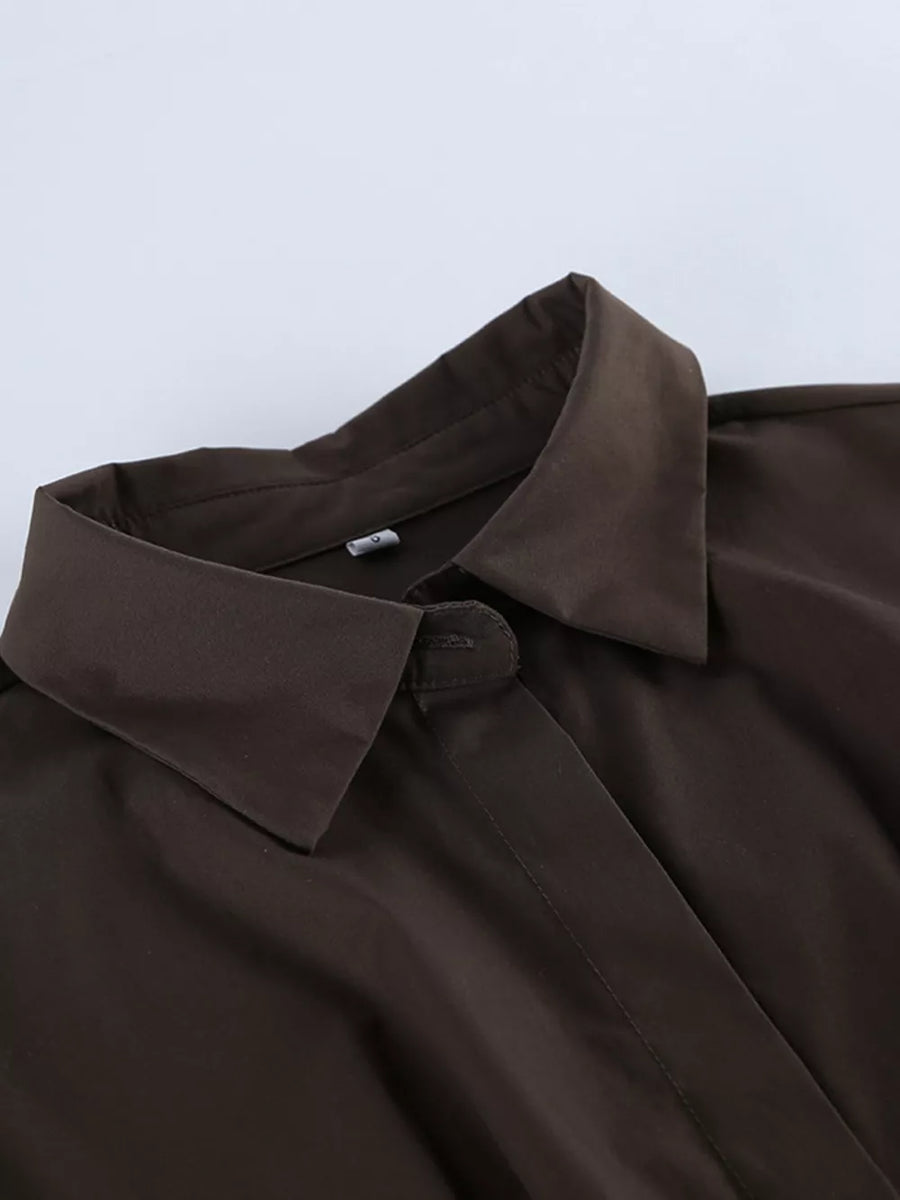 Slim-fit Ruched Waist Shirt in White with buttoned
