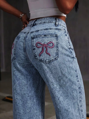 wide-leg jeans in light blue with pocketed and full-length