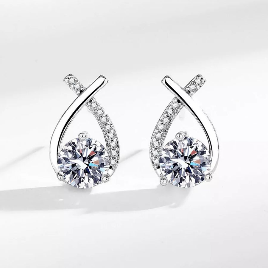 1 Carat 925 Sterling Silver Earrings in silver with moissanite stones