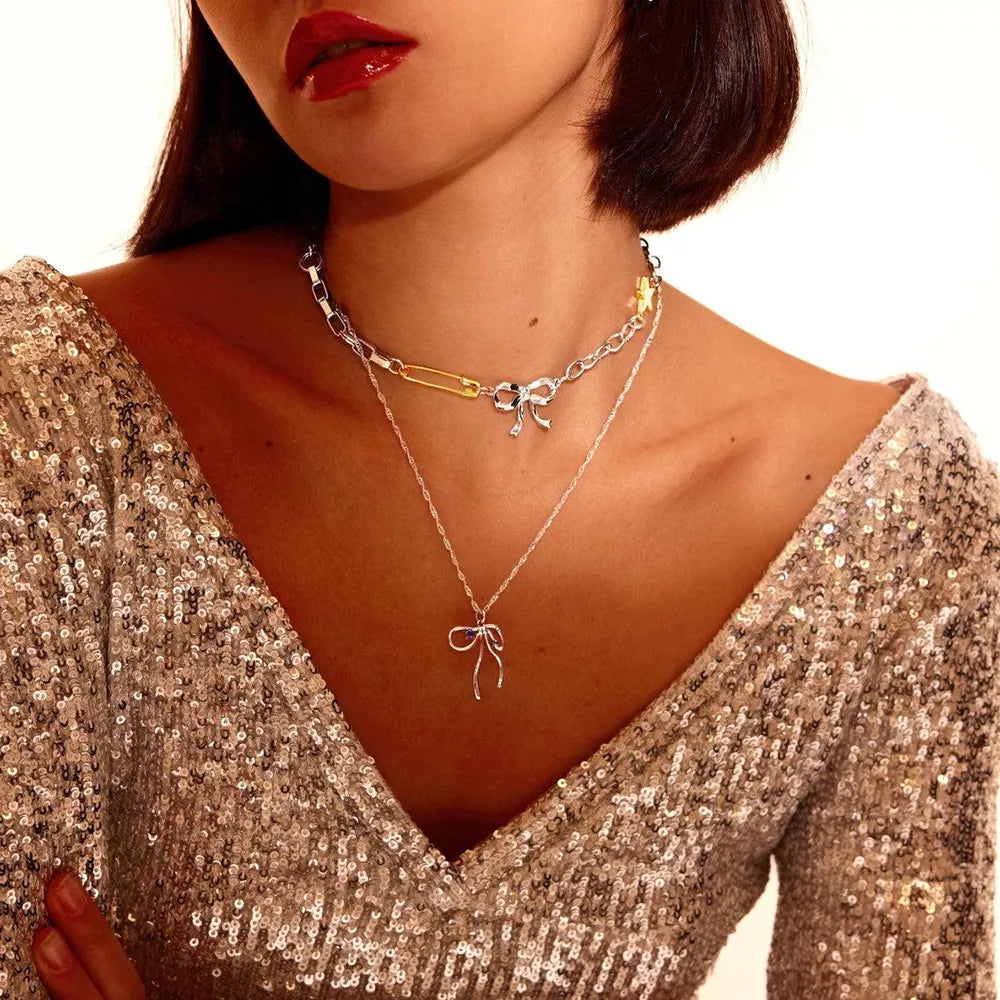 necklace in silver featuring layered and layered fit
