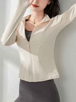 Slim-Fit Quick-Dry Active Jacket in Ivory with lightweight