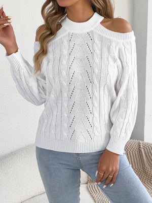 White pullover sweater with pullover and cable knit