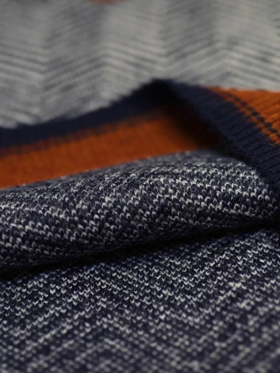 sweater vest in Blue with chevron and stretchy