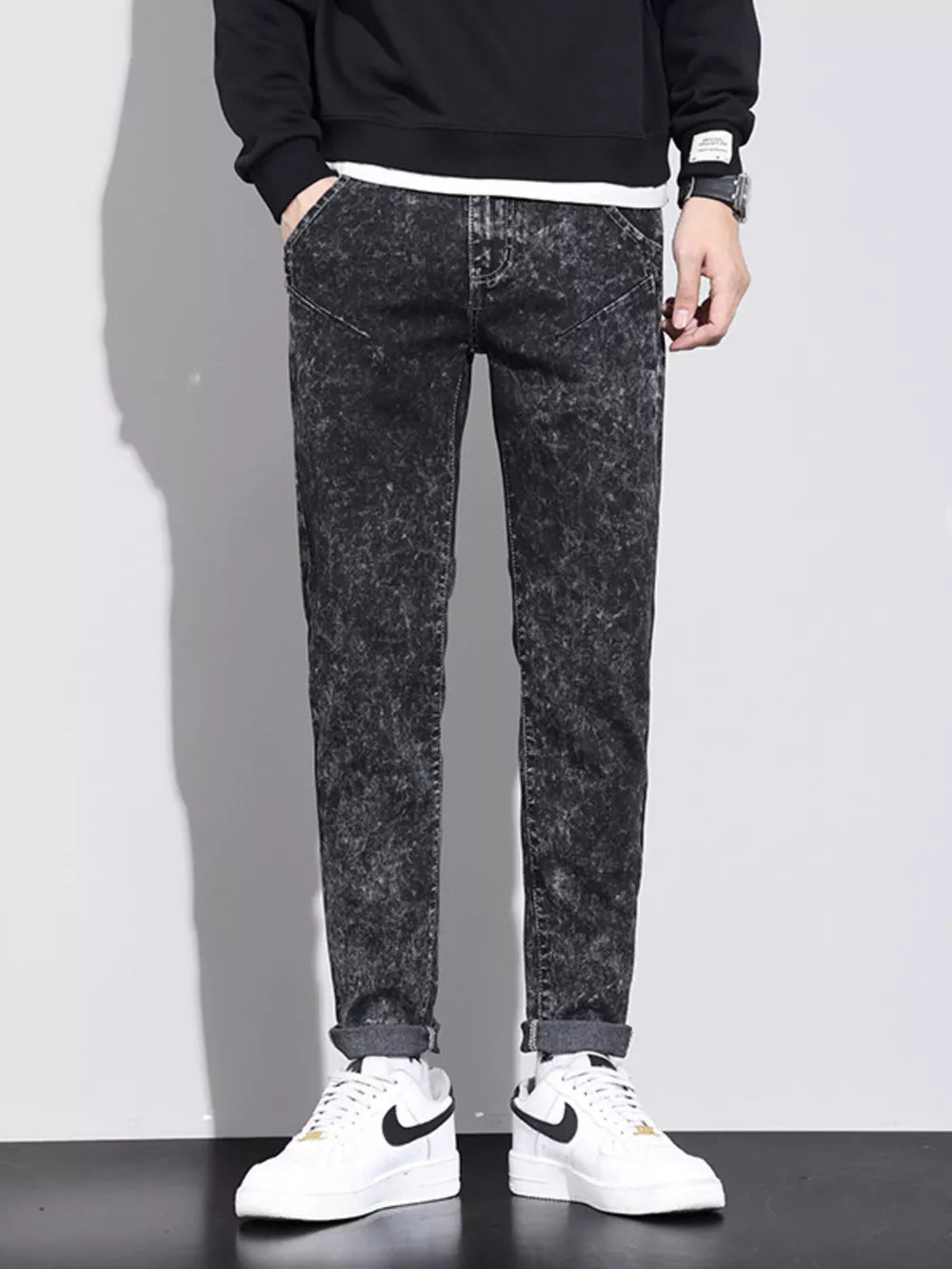 jeans in charcoal featuring pocketed and slim fit