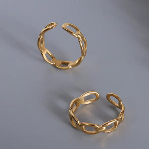 Gold chain link adjustable ring with open ends