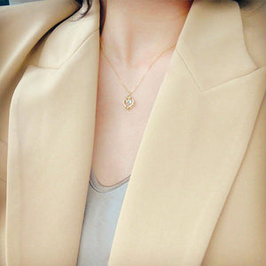 necklace in Gold with star and 18K gold-plated