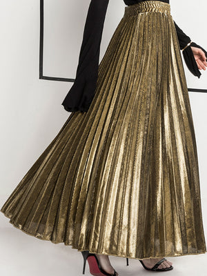 Regal Black maxi skirt featuring pleated and pleated