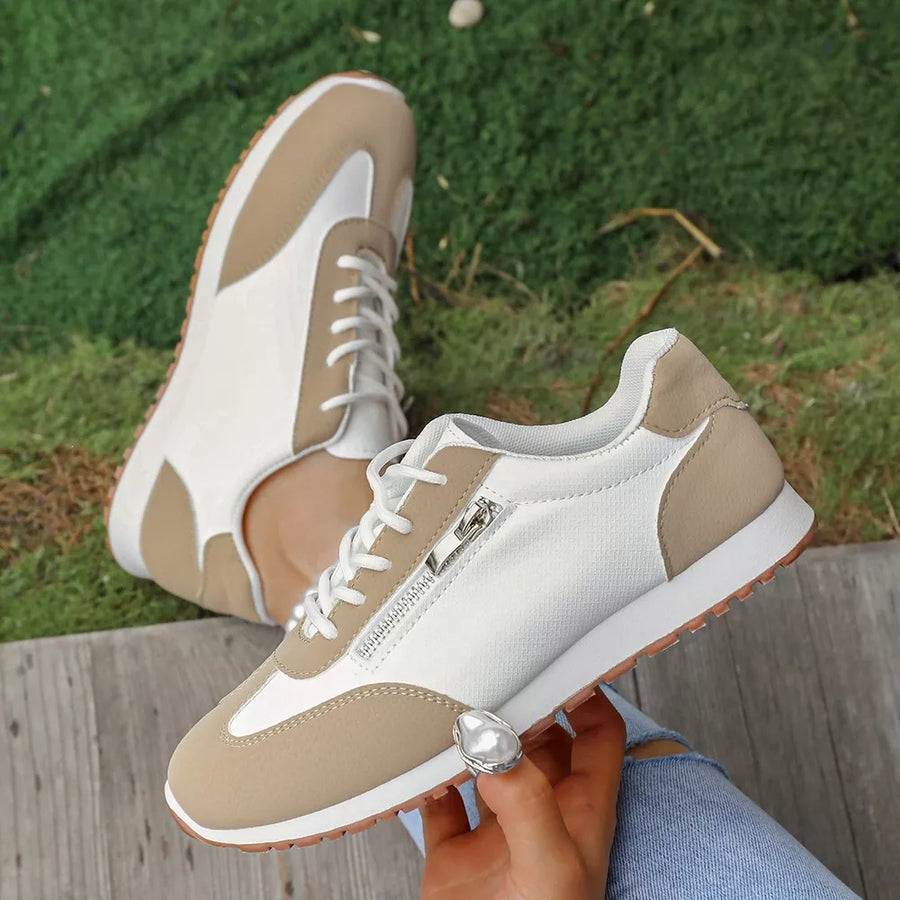 sneakers in white with color-block and round toe