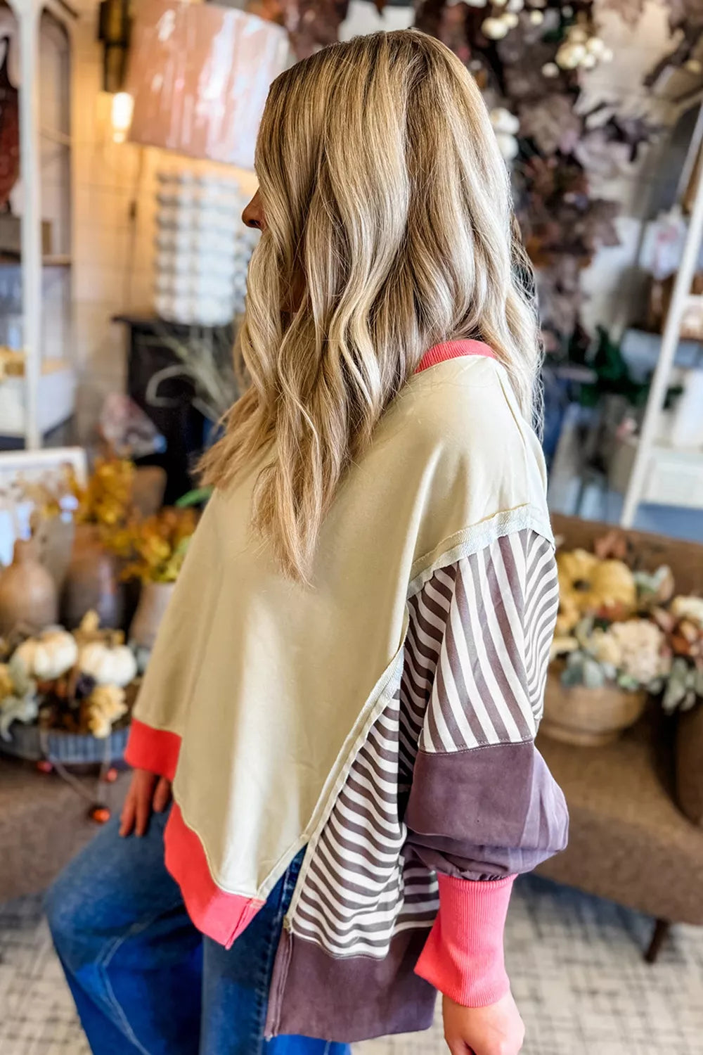 sweatshirt in hot pink with color-block and exposed seam