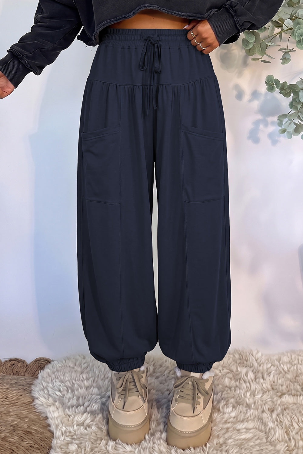 Pants in Dark Navy