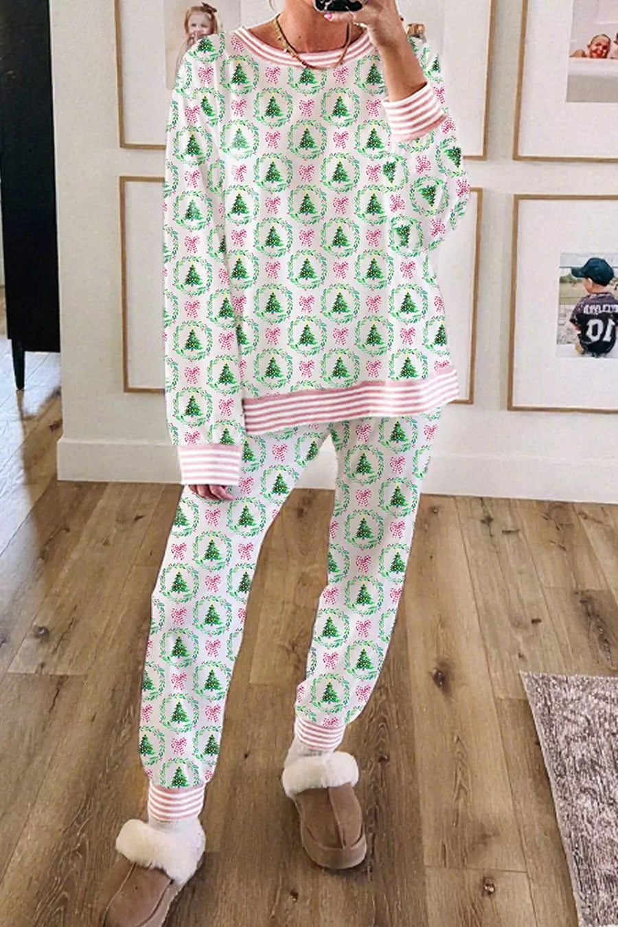 festive pajama set in green with crew neck