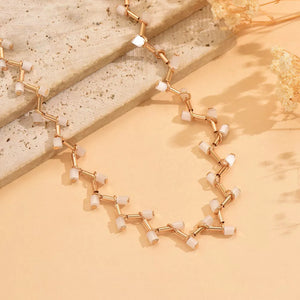 18K Gold-Plated, Resin, Zinc alloy Care instructions: Avoid wearing during exerc necklace in Gold with choker silhouette