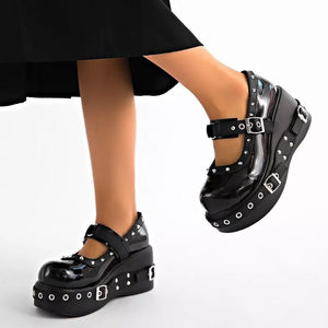 Round Toe Studded Loafers in this colorway