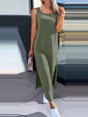 white straight maxi dress with round neck