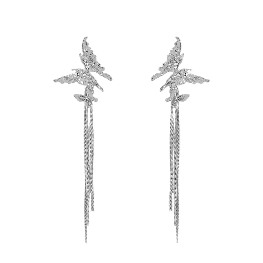 earrings in silver with dangle and long
