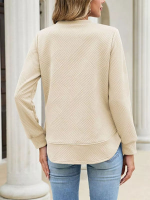 Textured Crew Neck Sweatshirt in Black with stretch