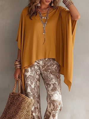 blouse in Brown with round neck and dolman sleeve