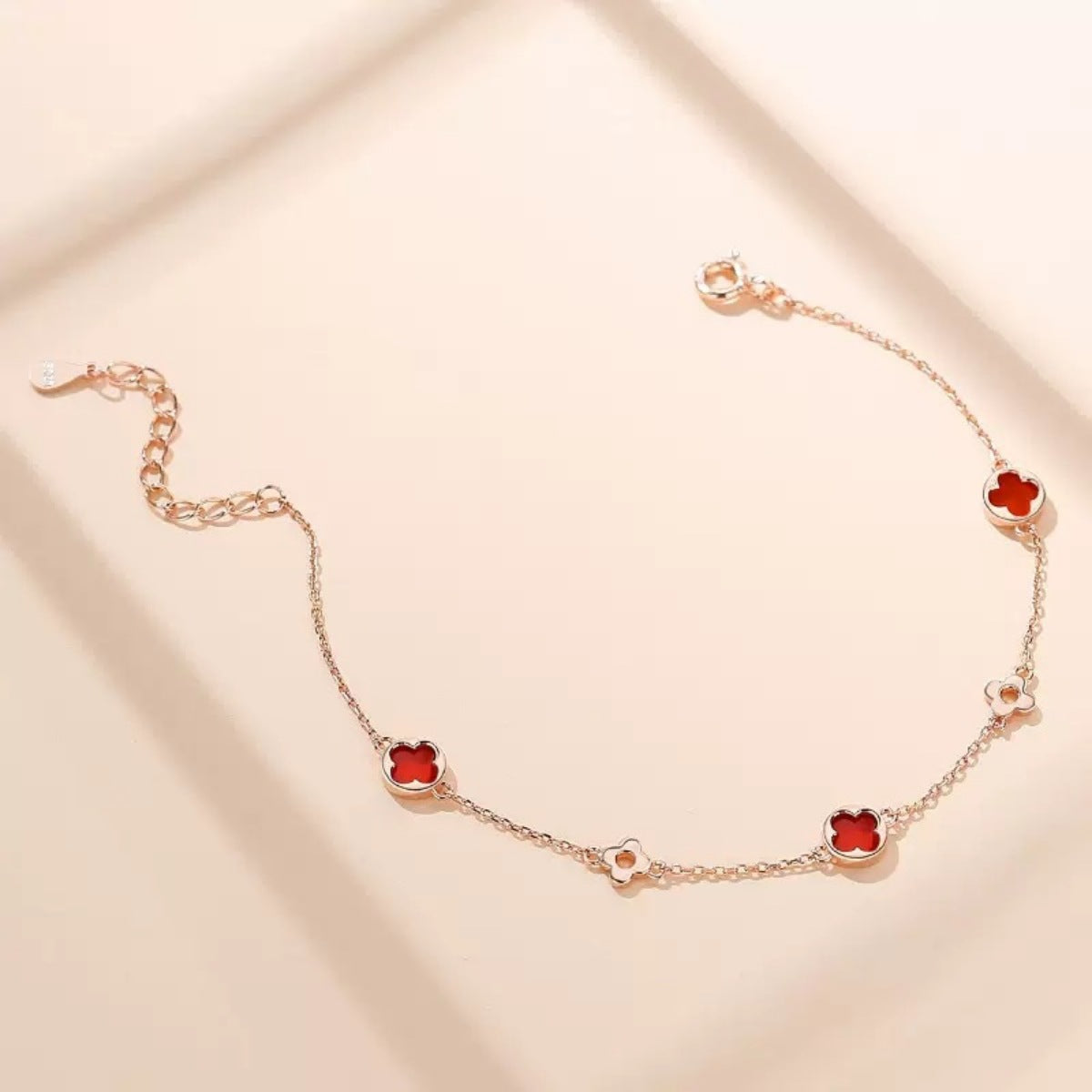 bracelet in rose gold featuring adjustable length and n/a fit
