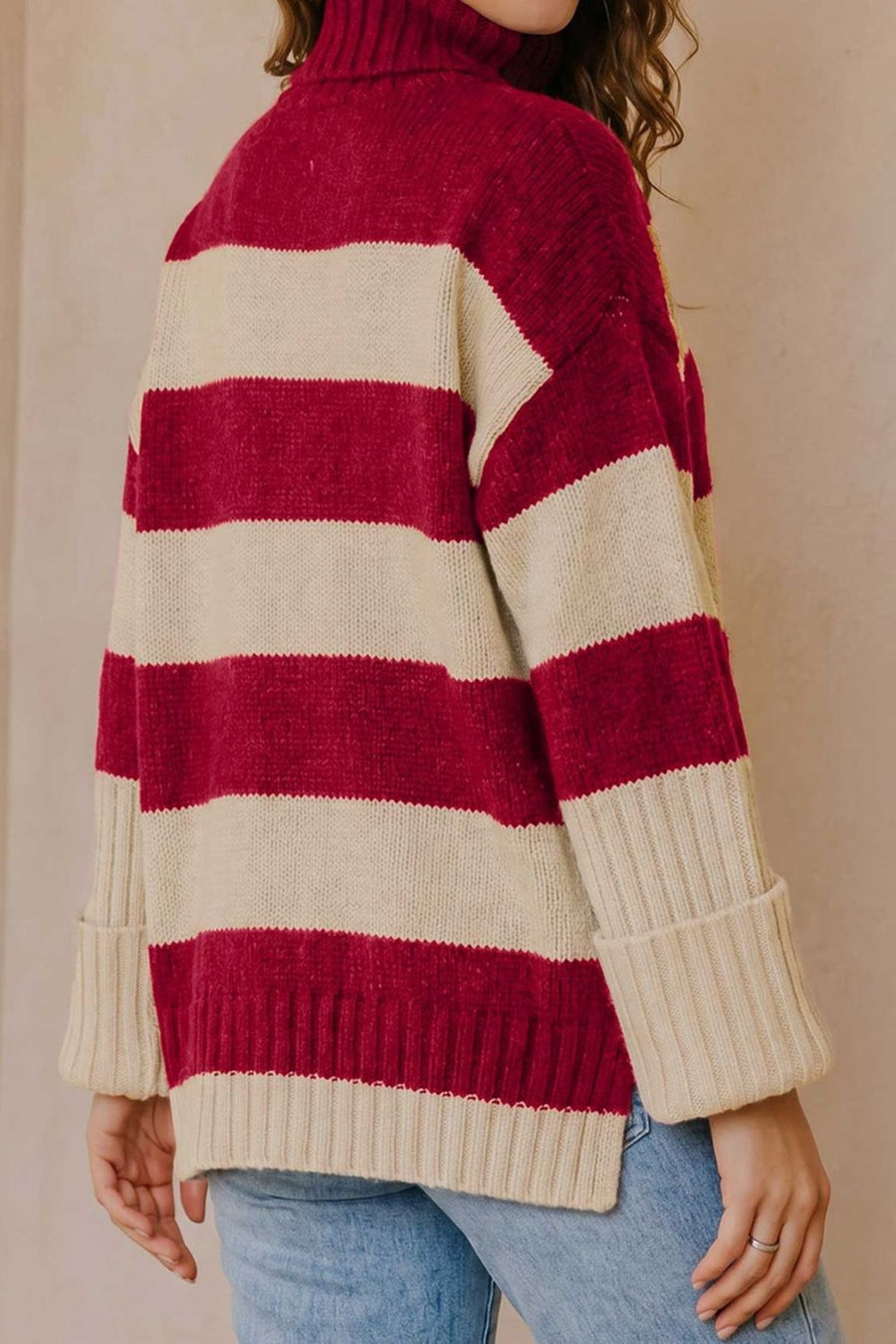 pullover sweater in Burgundy with striped and ribbed trim