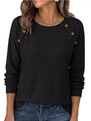 ivory t-shirt with hip-length and pullover