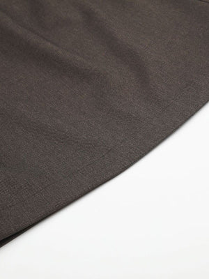 capris in Grey with belted and capri