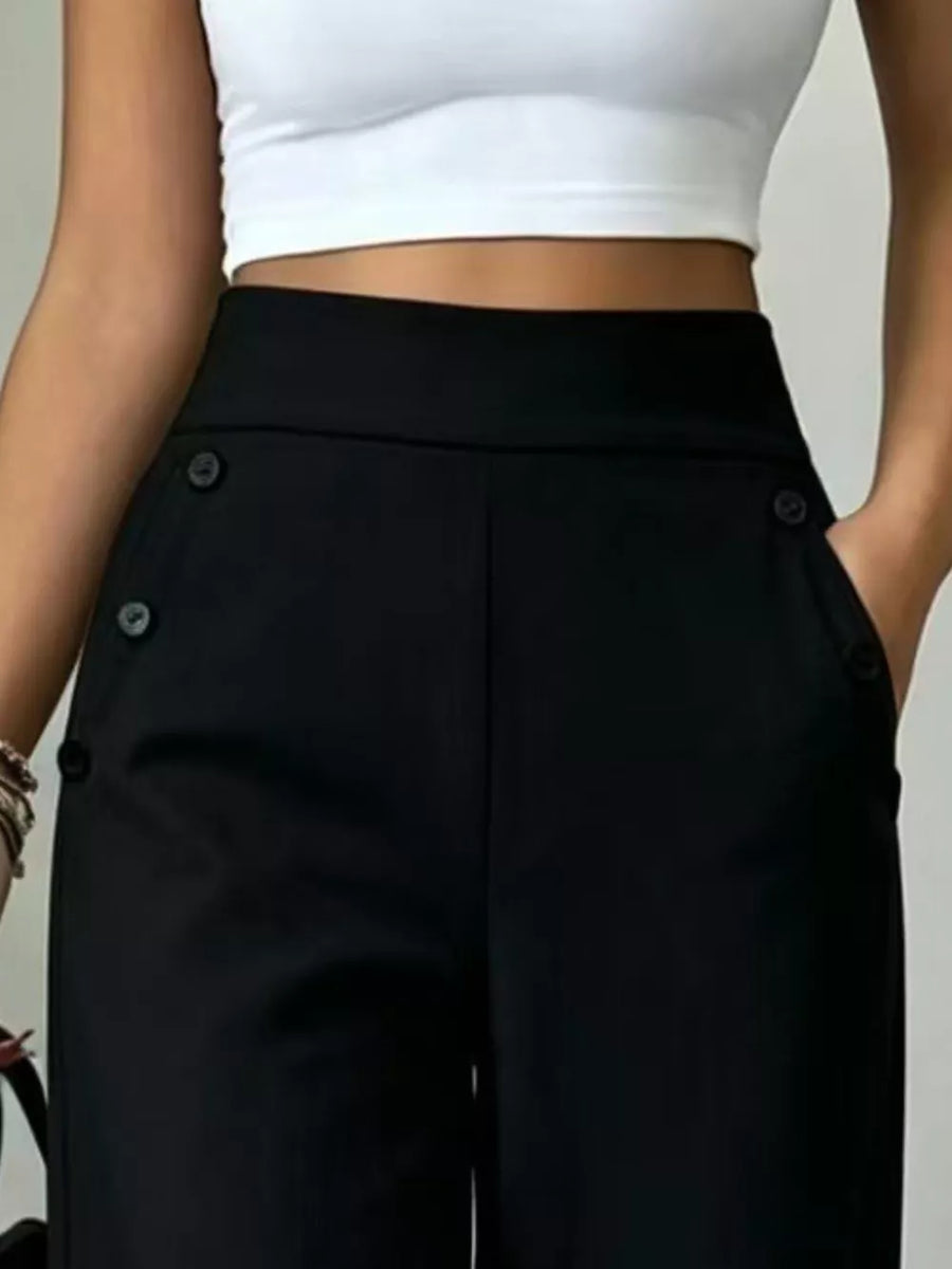 wide-leg pants in Cream with pocketed and full-length