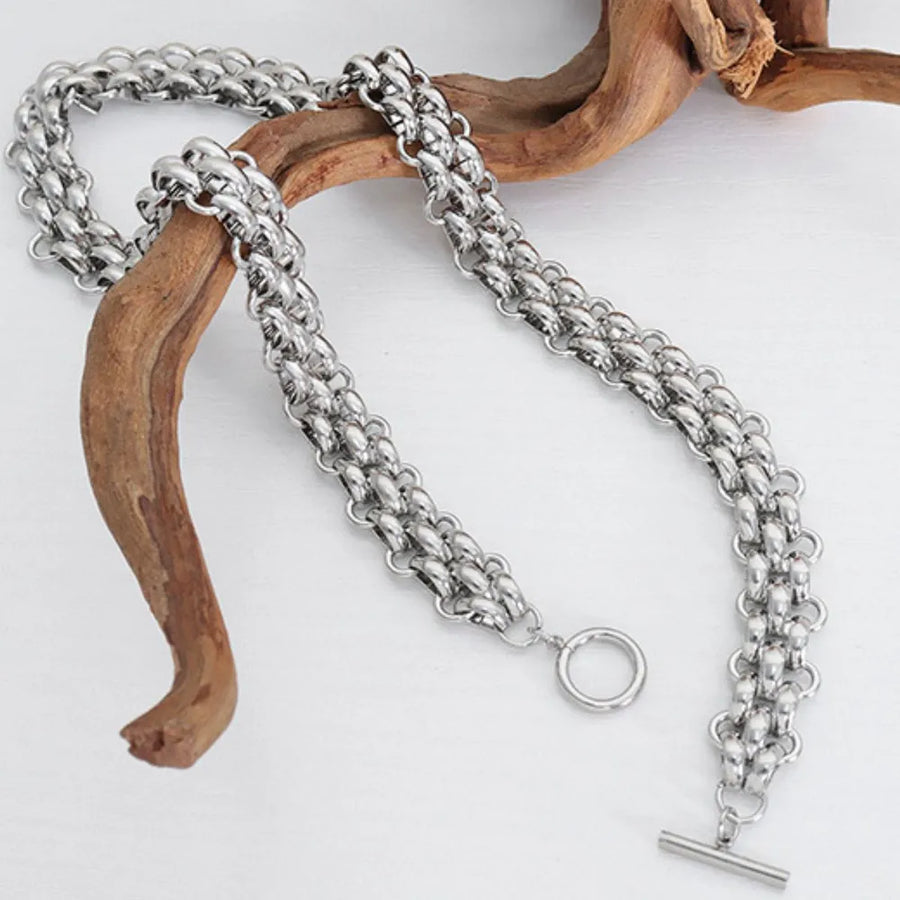 gold jewelry set with clasp and chain link