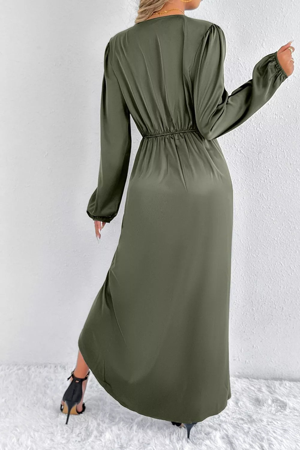 glam midi dress in Taupe with deep v-neck