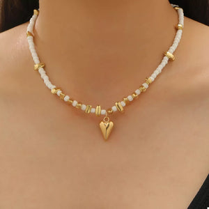 Style A necklace with choker and clasp