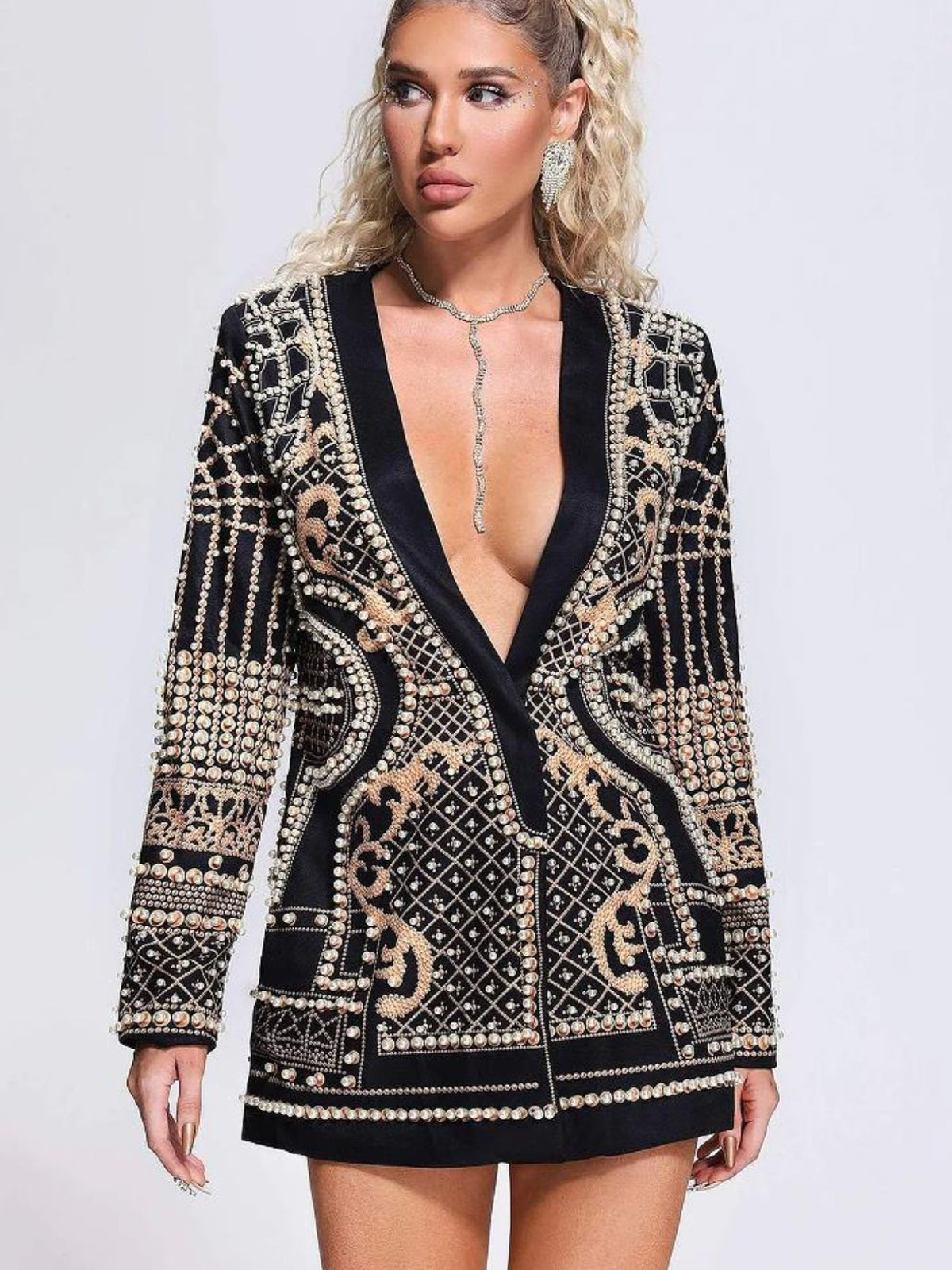 black blazer with geometric and notch lapel