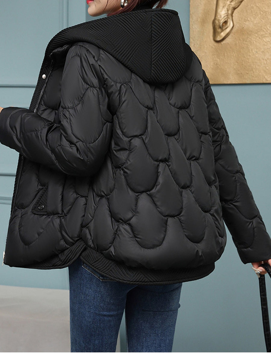 classic quilted jacket in Black with hooded