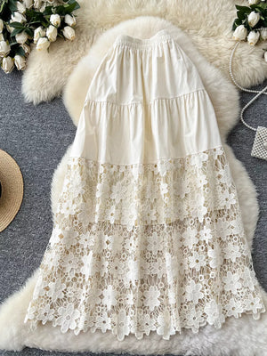 Tiered lace skirt in apricot with elastic waist and floral detail