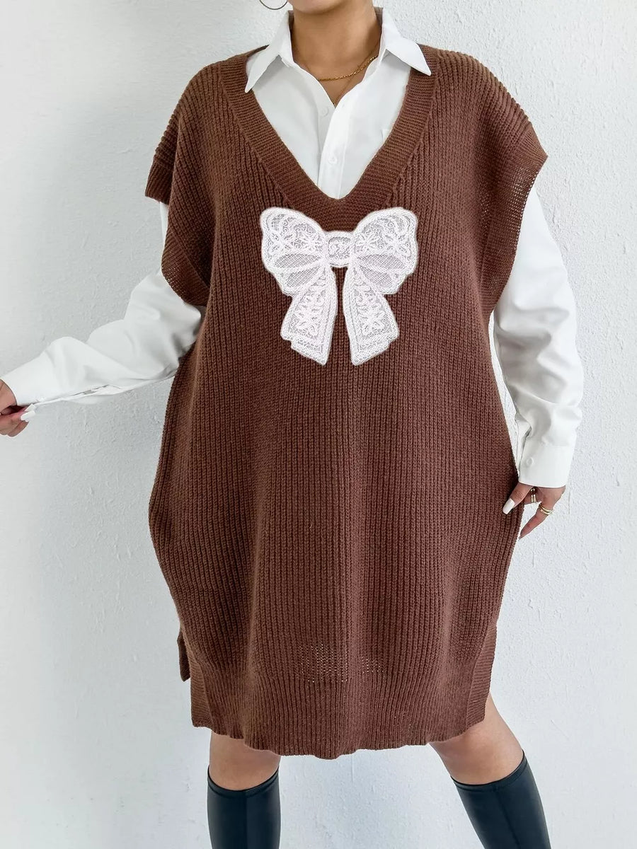 sweater vest in brown featuring ribbed and oversized fit