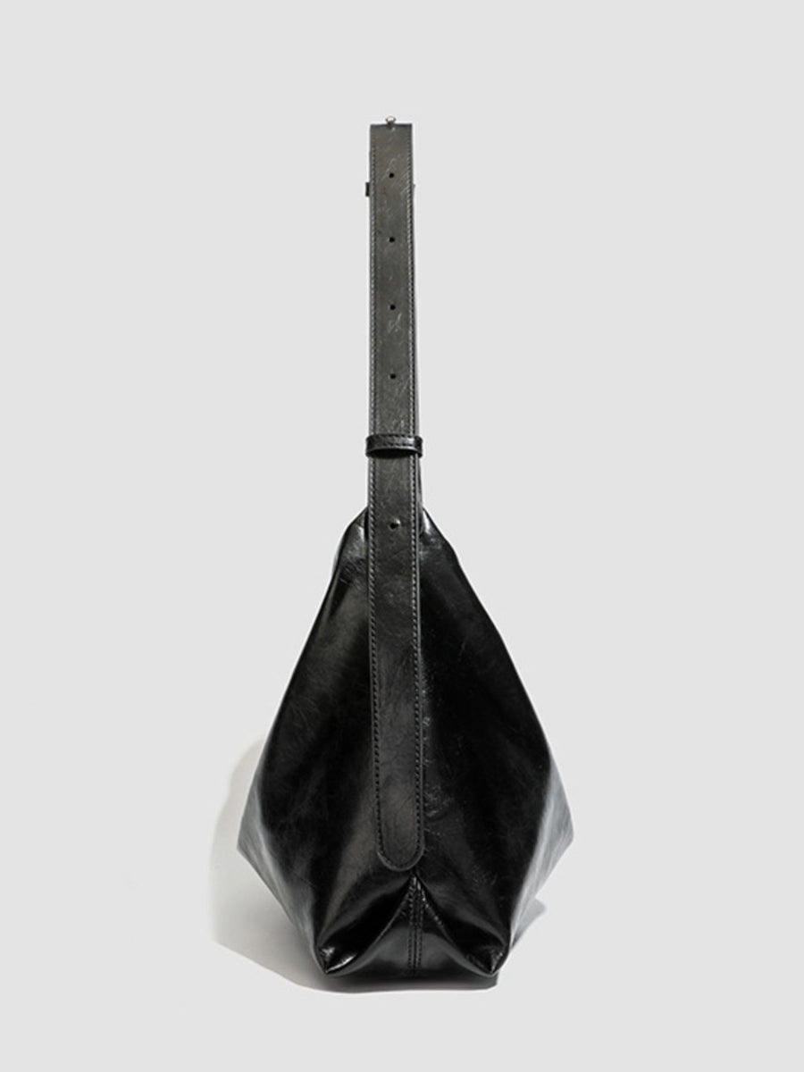 shoulder bag in black
