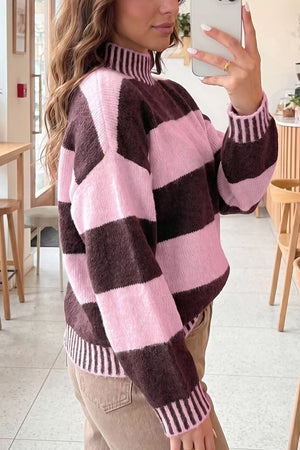 baby pink pullover sweater with hip-length and pullover
