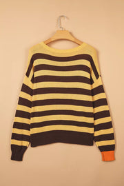 retro pullover sweater in Gold with crew neck
