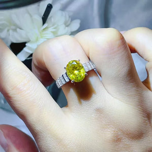 Platinum-Plated,925 sterling silver,Moissanite Carat weight: 3ct Care instructio ring in silver with straight silhouette