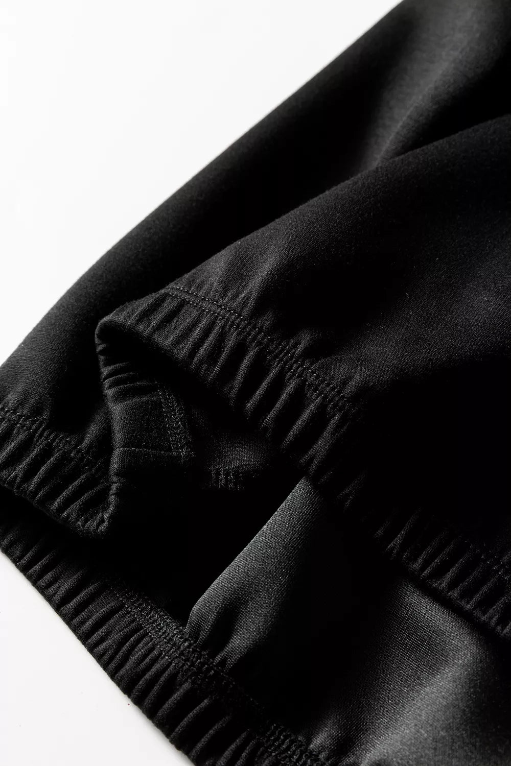 streetwear pullover hoodie in Black with hooded