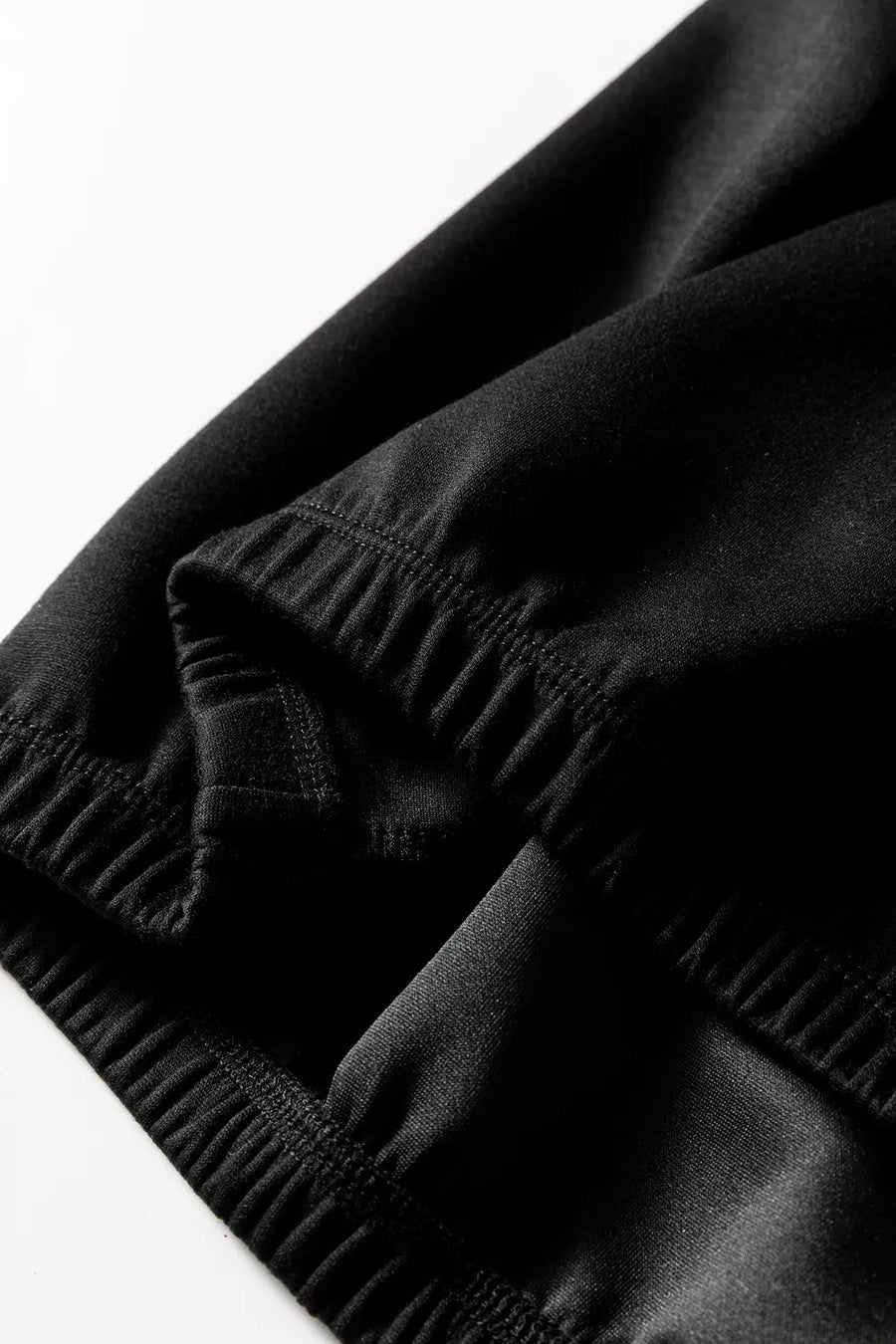 streetwear pullover hoodie in Black with hooded