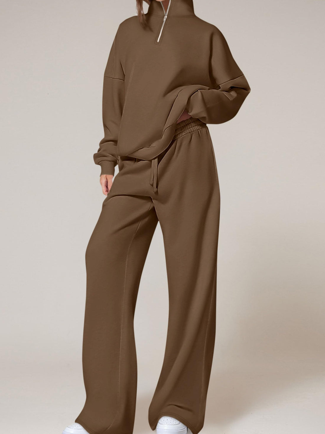 sweat set in chocolate brown featuring drawstring and relaxed fit