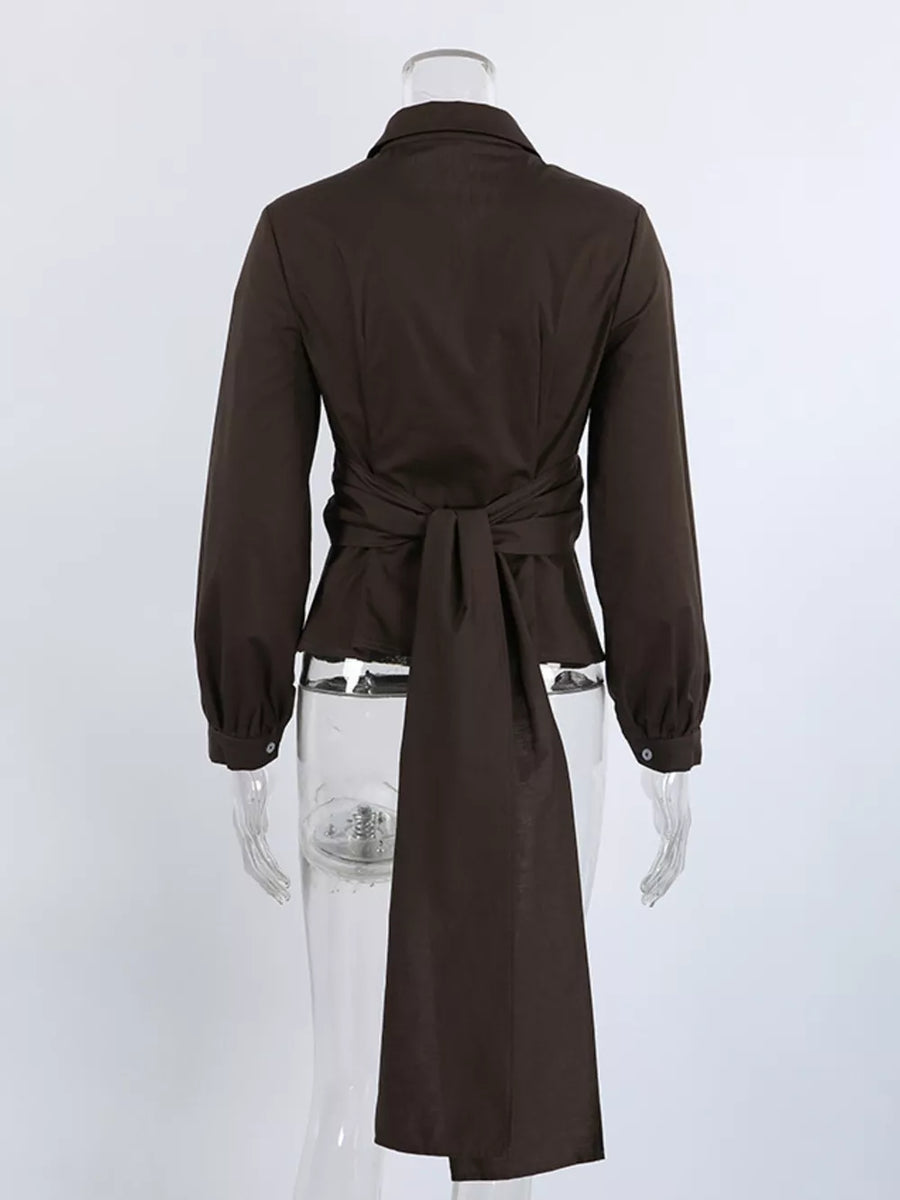 button-up shirt in white with buttoned and hip-length