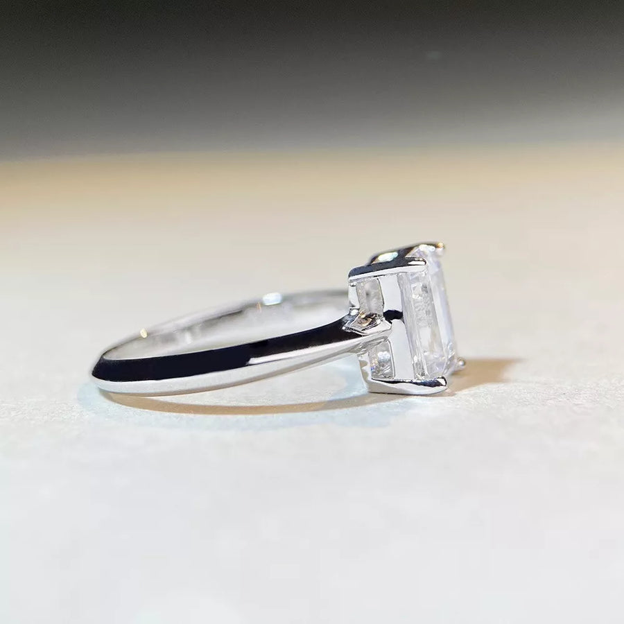925 sterling silver, Moissanite Carat weight: 2CT Care instructions: Avoid weari ring in Silver with fitted silhouette