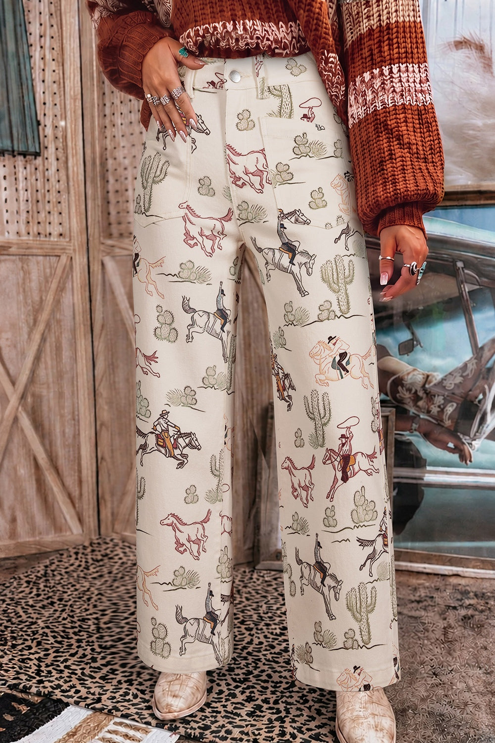 jeans in ivory featuring pocketed and straight fit